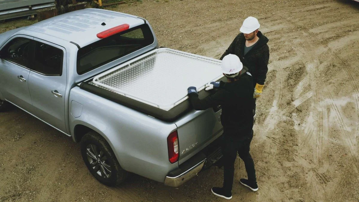 MT Hard Lid - Toyota Hilux (A deck) 2015-2025 - Image 3